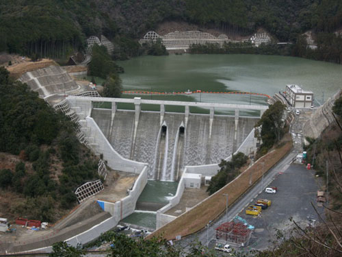 切目川河川総合開発（切目川ダム本体工）工事