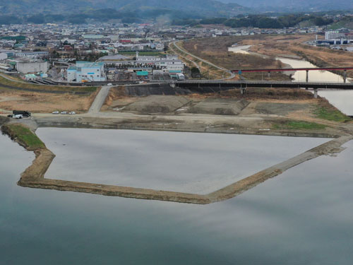 紀の川調月地区上流河道掘削工事