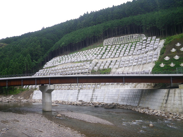 国道３１１号道路災害復旧工事